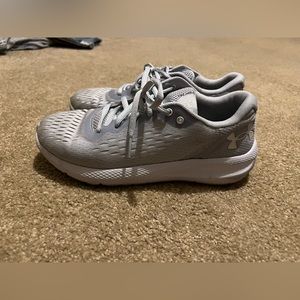 UnderArmour charged pursuit 2 running shoes